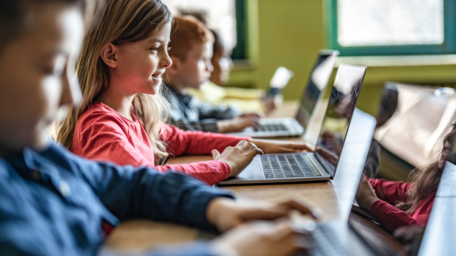 Digital Learning: Shaping the Future of Education Digital Learning: Shaping the Future of Education
